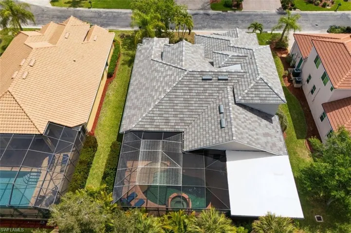 16018 Thorn Wood Dr, Fort Myers, Florida 33908