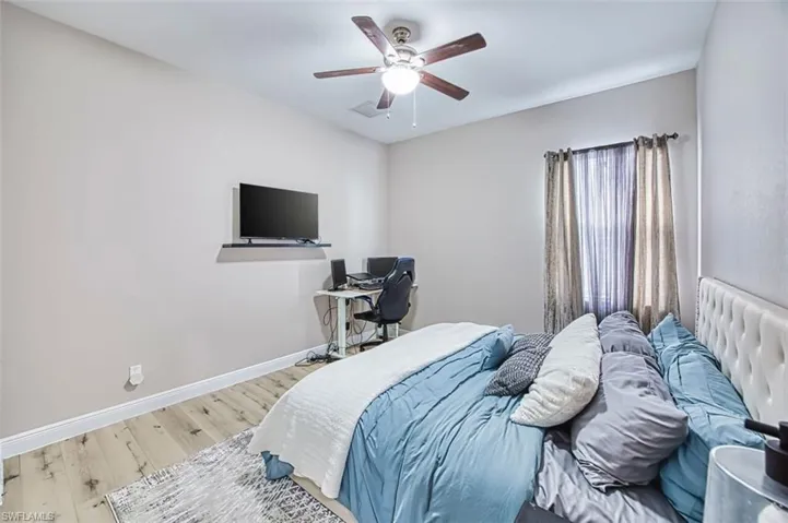 16018 Thorn Wood Dr, Fort Myers, Florida 33908