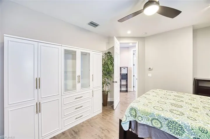 16018 Thorn Wood Dr, Fort Myers, Florida 33908