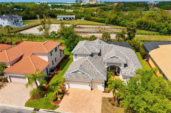 16018 Thorn Wood Dr, Fort Myers, Florida 33908