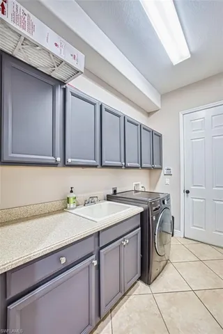 16018  Thorn Wood  DR, Fort Myers, FL 33908