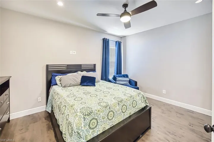 16018 Thorn Wood Dr, Fort Myers, Florida 33908
