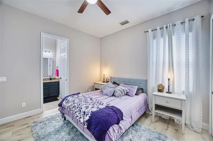 16018 Thorn Wood Dr, Fort Myers, Florida 33908