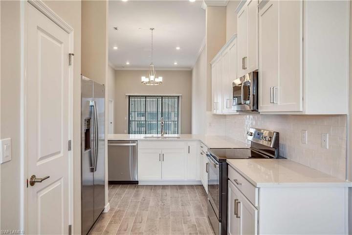 23955 Collina Way Unit 3 201