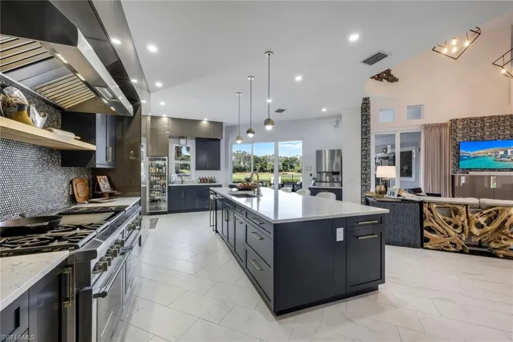 12570 Vittoria Way, Fort Myers, Florida 33912