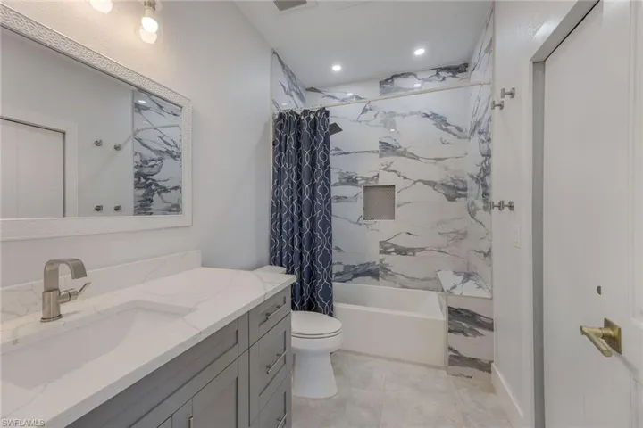 12570 Vittoria Way, Fort Myers, Florida 33912