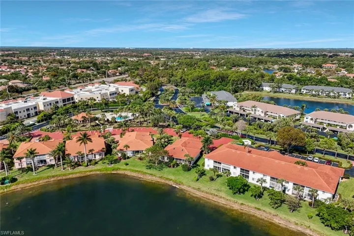186 Gabriel Cir 3909, Naples, Florida 34104