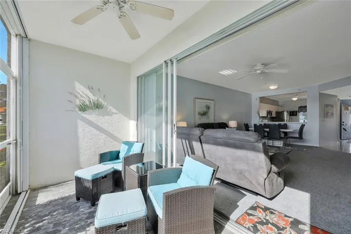 186 Gabriel Cir 3909, Naples, Florida 34104