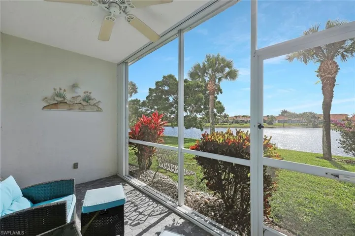 186  Gabriel  CIR, Naples, FL 34104