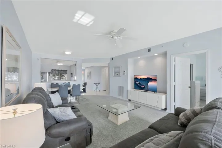 186 Gabriel Cir 3909, Naples, Florida 34104