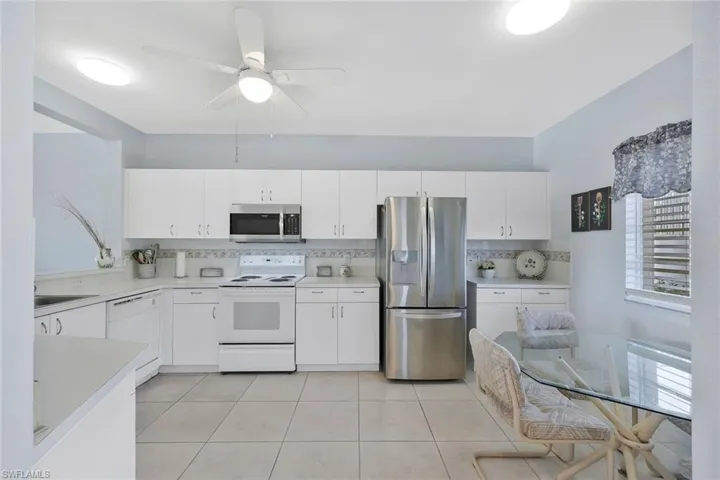 186 Gabriel Cir 3909, Naples, Florida 34104