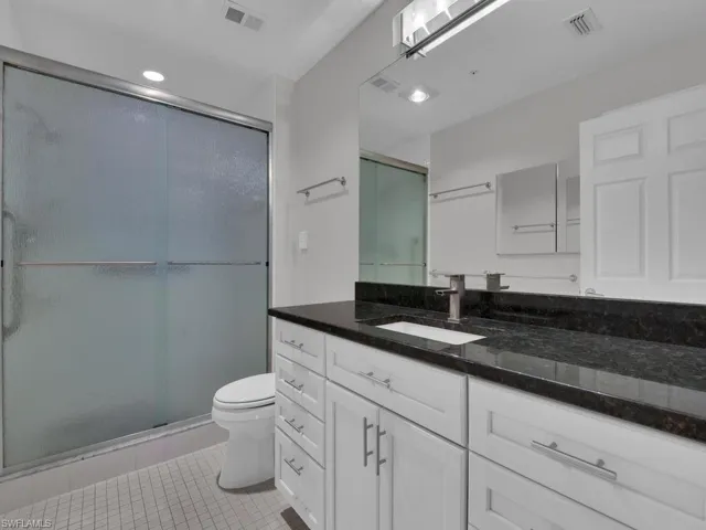 Updated Master Suite Bath
