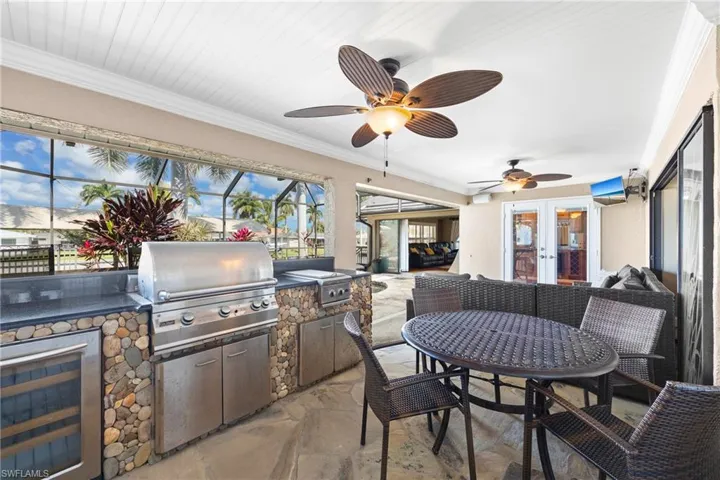 1412 Windsor Ct, Cape Coral, Florida 33904