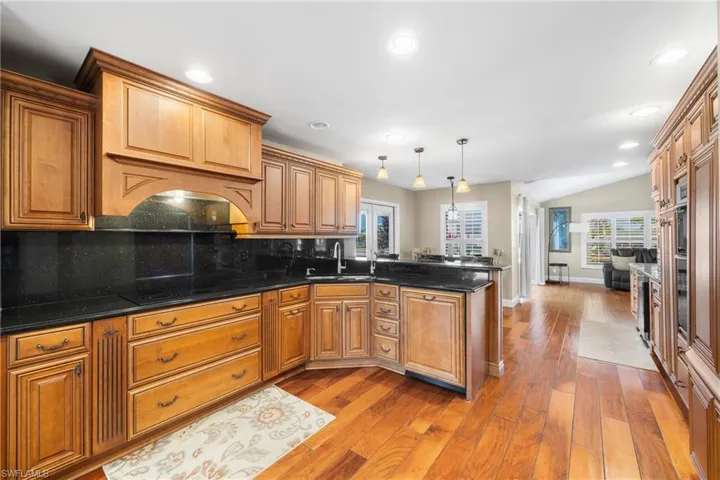 1412 Windsor Ct, Cape Coral, Florida 33904