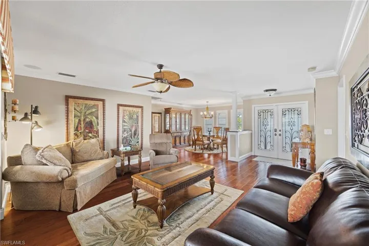 1412 Windsor Ct, Cape Coral, Florida 33904