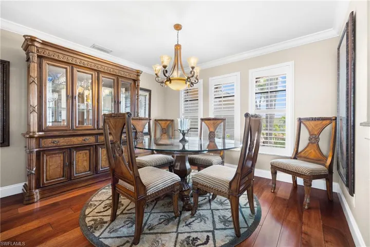 1412 Windsor Ct, Cape Coral, Florida 33904
