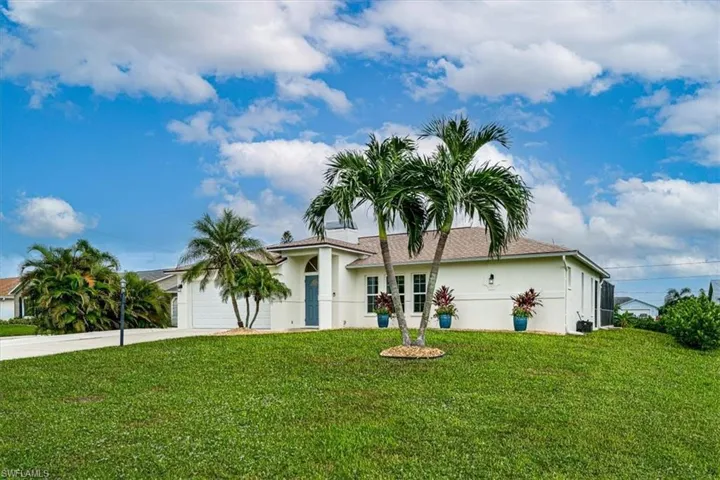 8312 Tahiti Rd, Fort Myers, Florida 33967