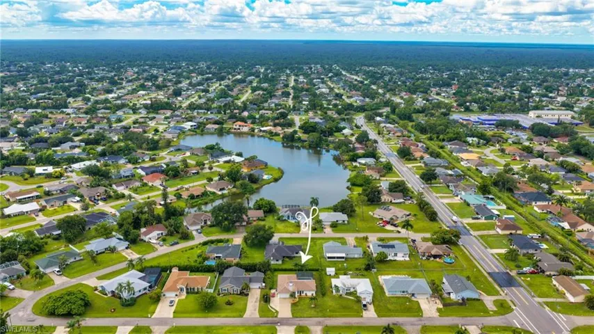 8312 Tahiti Rd, Fort Myers, Florida 33967