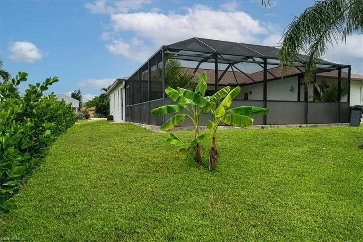 8312 Tahiti Rd, Fort Myers, Florida 33967