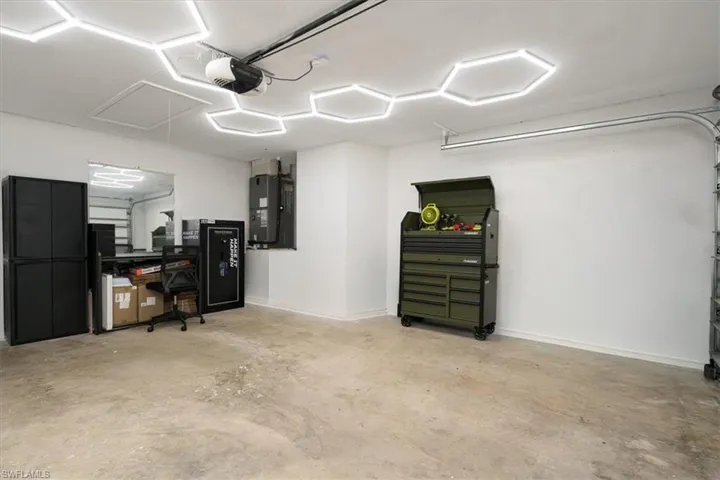8312 Tahiti Rd, Fort Myers, Florida 33967