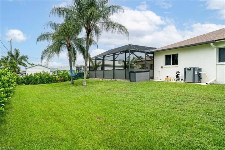 8312 Tahiti Rd, Fort Myers, Florida 33967
