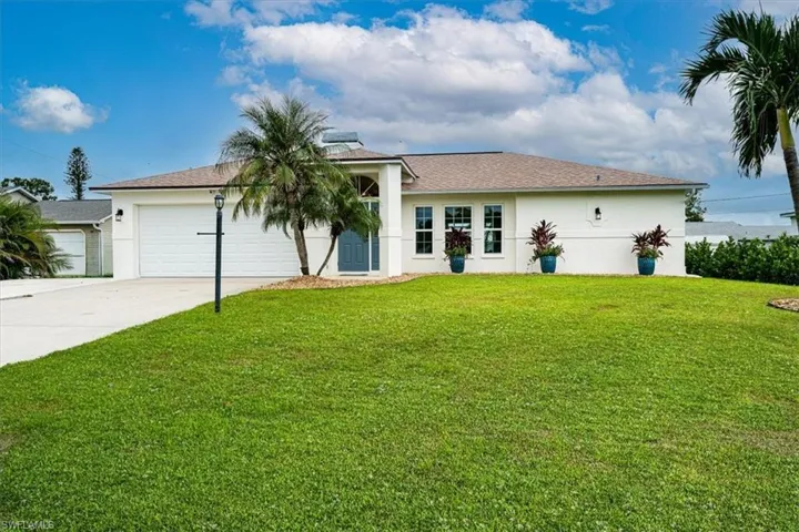 8312 Tahiti Rd, Fort Myers, Florida 33967