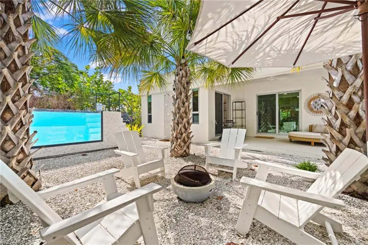 1212 10th Ave N, Naples, Florida 34102