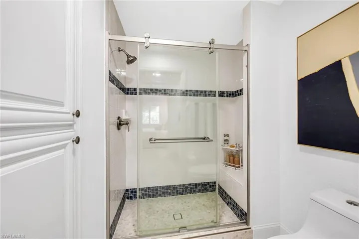 7671 Pebble Creek Cir 105, Naples, Florida 34108