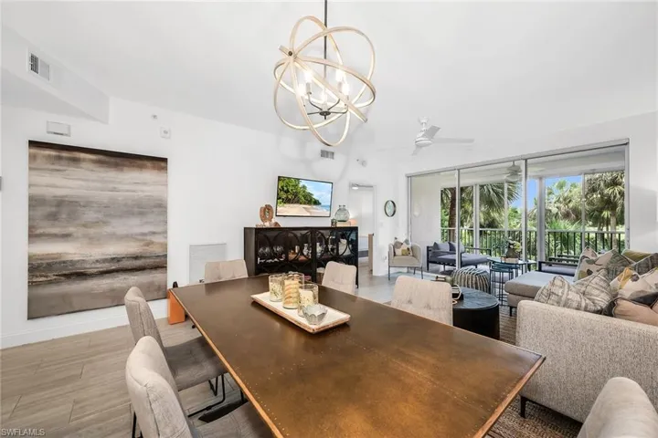 7671 Pebble Creek Cir 105, Naples, Florida 34108