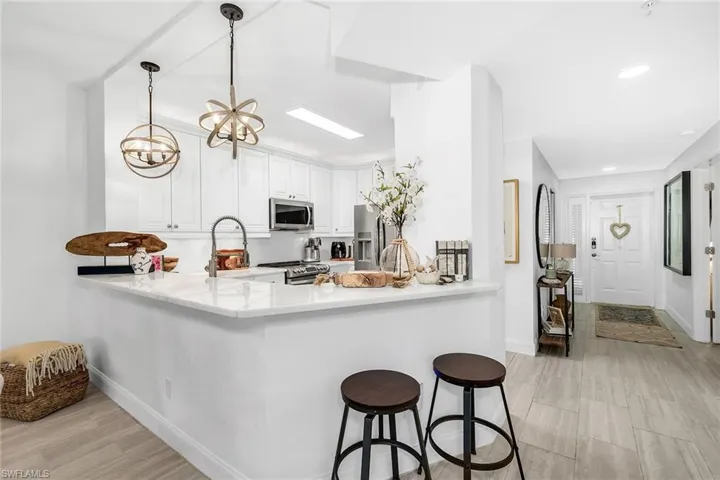 7671 Pebble Creek Cir 105, Naples, Florida 34108