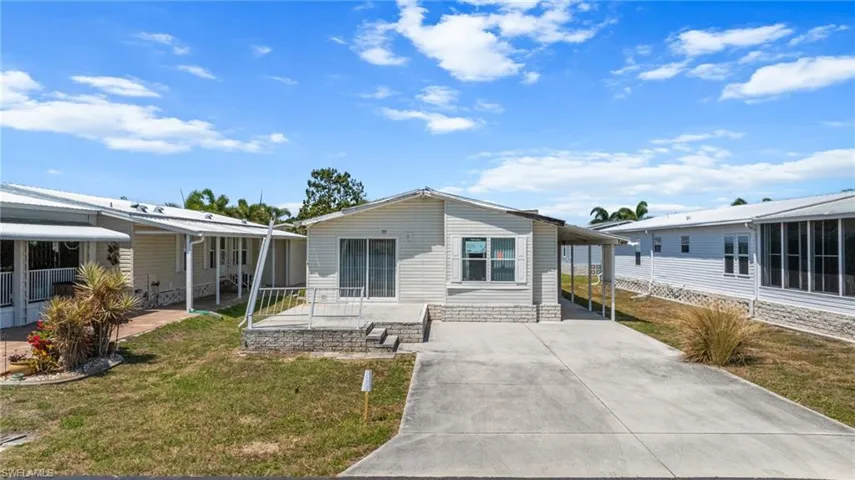 5270 Manatee Bay LN, Fort Myers, FL 33905,2025000426