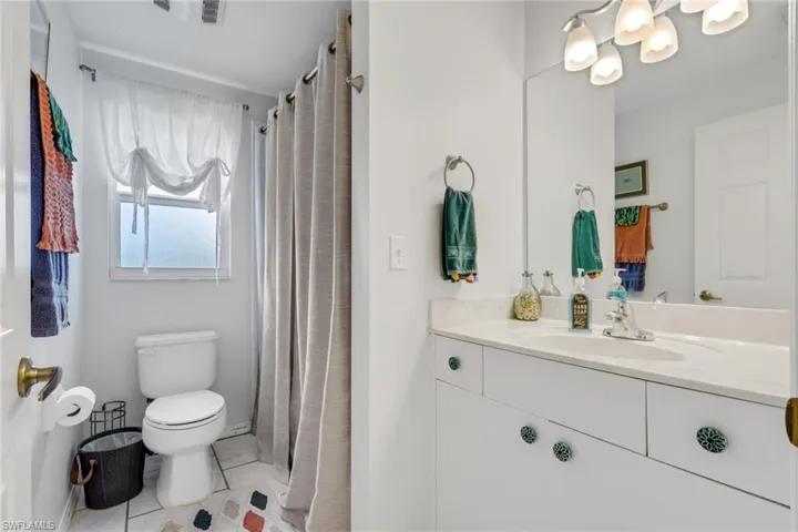 1835 W Crown Pointe  BLVD, Naples, FL 34112