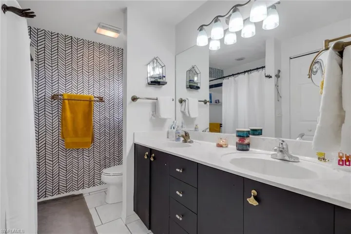 1835 W Crown Pointe  BLVD, Naples, FL 34112