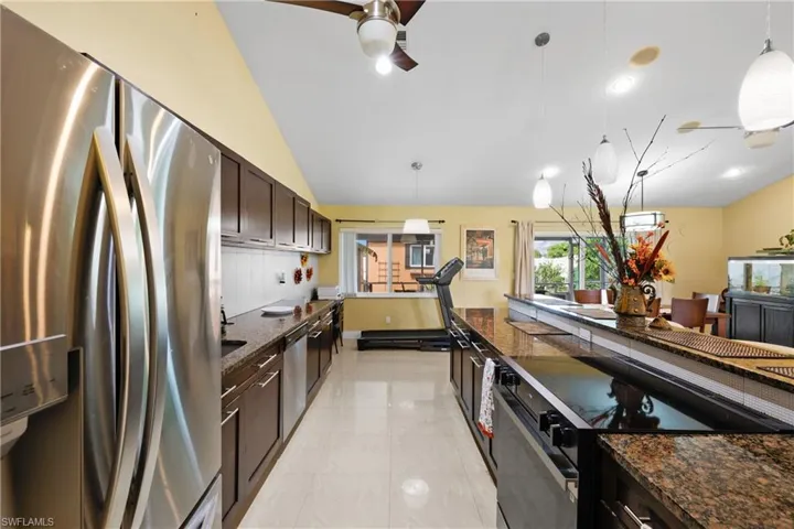 2014 NE 18th  PL, Cape Coral, FL 33909
