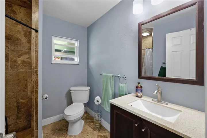 2014 NE 18th  PL, Cape Coral, FL 33909