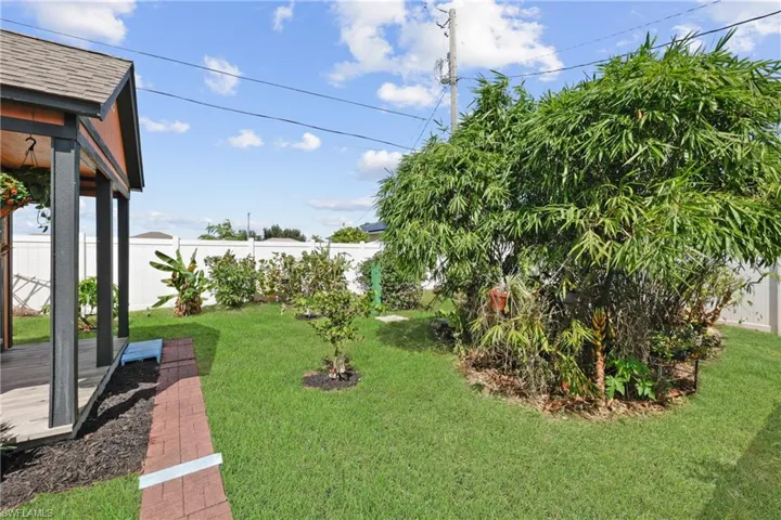 2014 NE 18th  PL, Cape Coral, FL 33909