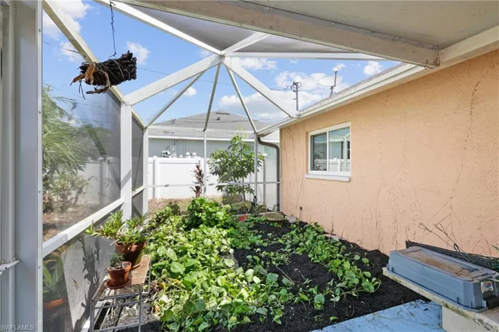 2014 NE 18th  PL, Cape Coral, FL 33909