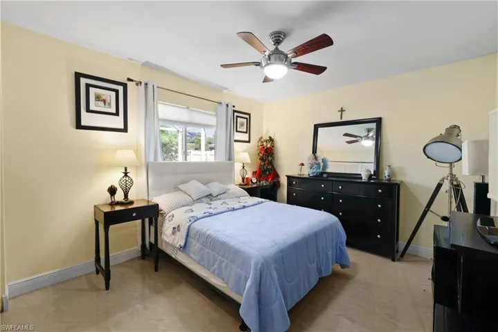 2014 NE 18th  PL, Cape Coral, FL 33909