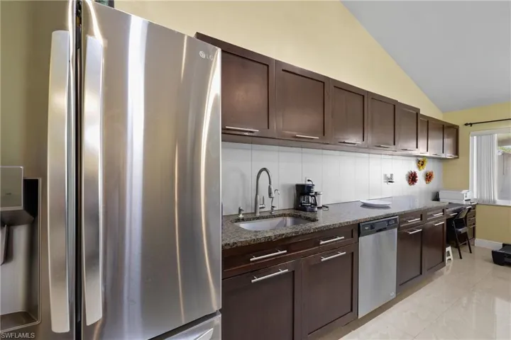 2014 NE 18th  PL, Cape Coral, FL 33909