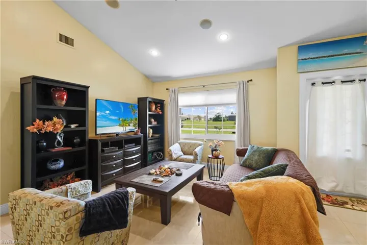 2014 NE 18th  PL, Cape Coral, FL 33909