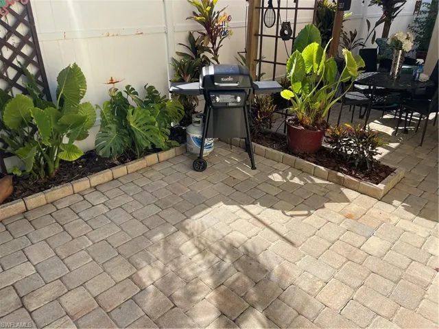 Main house courtyard