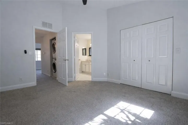 8287 Pacific Beach Dr, Fort Myers, Florida 33966