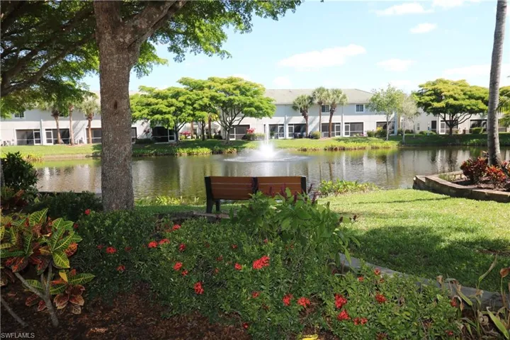 8287 Pacific Beach Dr, Fort Myers, Florida 33966