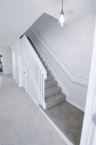 8287 Pacific Beach Dr, Fort Myers, Florida 33966