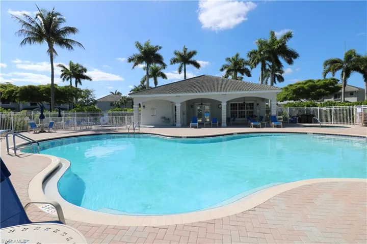 8287 Pacific Beach Dr, Fort Myers, Florida 33966