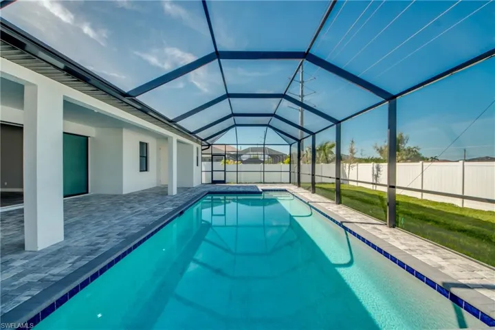 222 SW 24th AVE, CAPE CORAL FL 33991