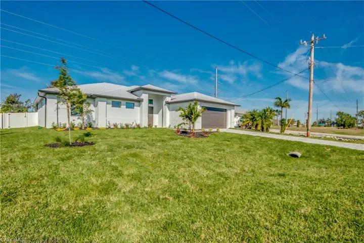 222 SW 24th AVE, CAPE CORAL FL 33991