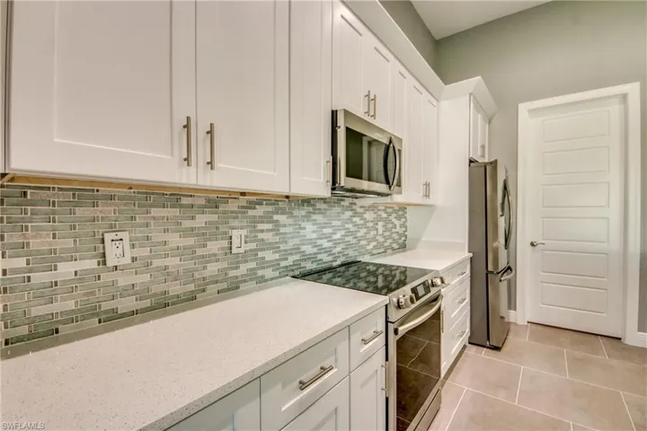 222 SW 24th AVE, CAPE CORAL FL 33991