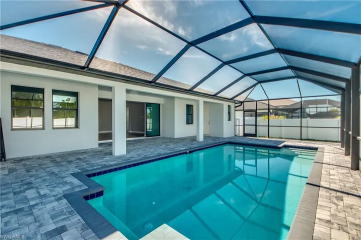 222 SW 24th AVE, CAPE CORAL FL 33991