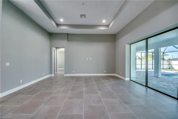 222 SW 24th AVE, CAPE CORAL FL 33991